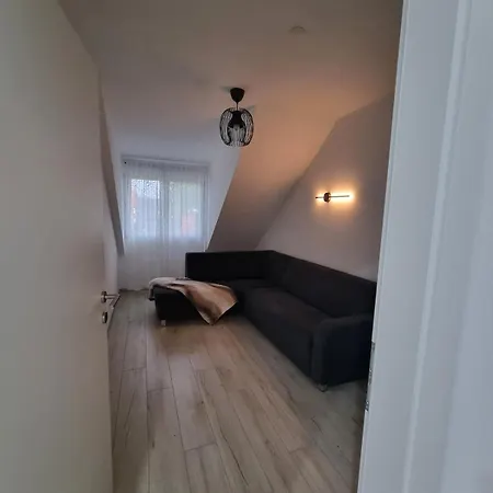 Будинок відпочинку Haus Mit Garten Und Parkplaetzen Грац